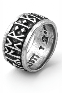English Pewter Nordic Rune Ring – Silver Gothic Band